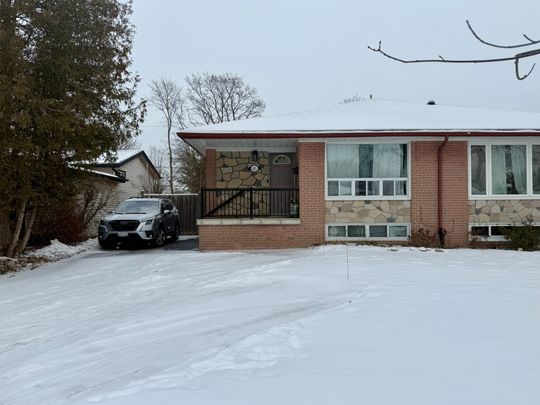 For Lease - 851 Bem Avenue, Pickering, Ontario - Photo 1