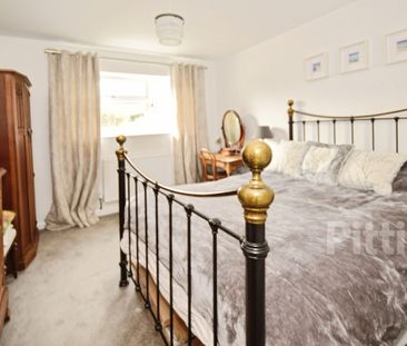 3 bedroom detached bungalow to rent - Photo 1