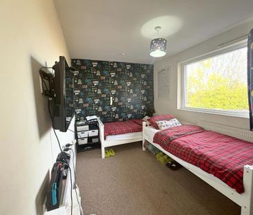 3 bedroom semi-detached house to rent - Photo 4