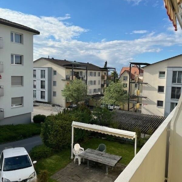 In der Nähe des wundervollen Bodensees - helle Räumlichkeiten, Balkon, sanierte Küche und Bad, Spielwiese - Photo 1