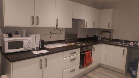 2 bedroom apartment to rent - Photo 5