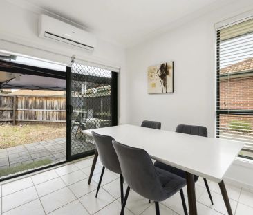 SPACIOUS 3-BEDROOM HOME IN THE HEART OF WERRIBEE - Photo 5