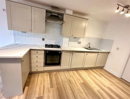 1 Bedroom Apartment To Let - Photo 4