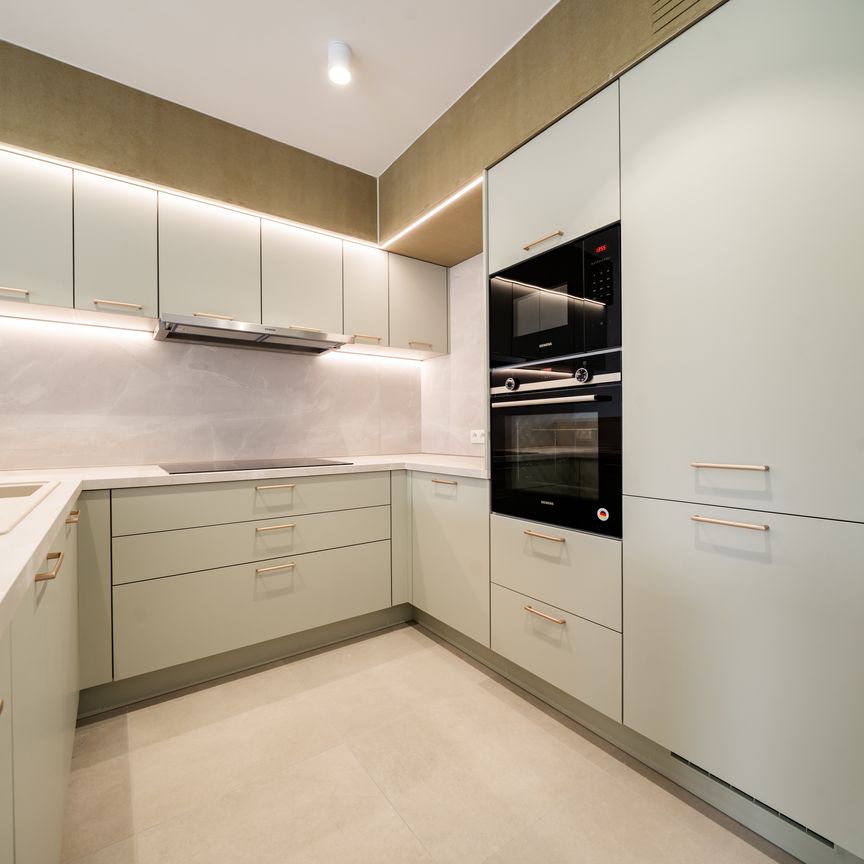 Appartement met twee slaapkamers in Liège - Photo 1