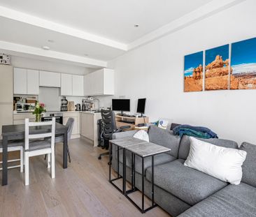 Stewarts Road, London, SW8 4UG - Photo 2