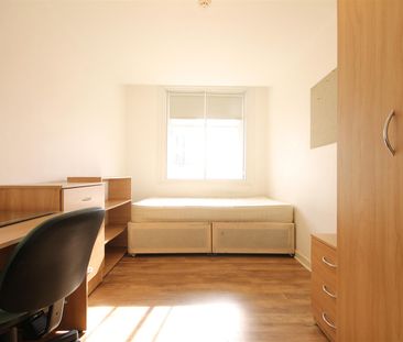 Rubicon House, City Centre - Photo 4