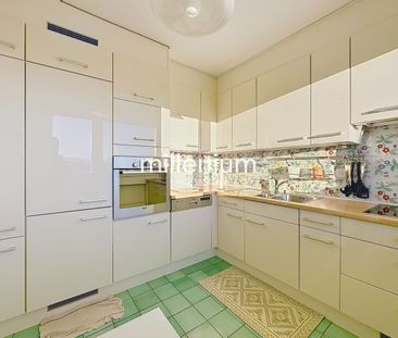 Furnished apartment with balcony near the UN - Photo 5