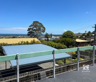 CAN'T BEAT THE VIEW - Photo 6