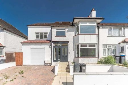 Norbury Court Road, Norbury, SW16 - Photo 5