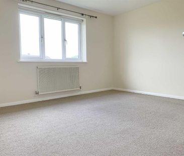 2 bedroom bungalow to rent - Photo 1