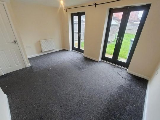 2 bedroom semi-detached house to rent - Photo 1
