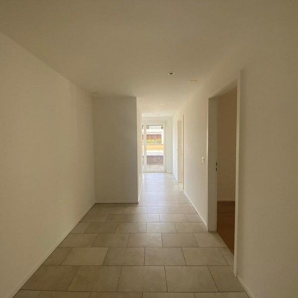 Dachwohnung mit Stil - Foto 1