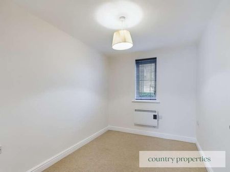 Sir John Newsom Way, Welwyn Garden City, AL7 - Photo 5