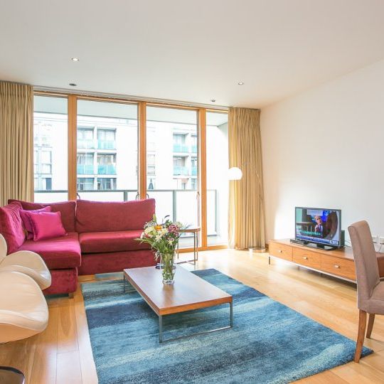 Apartment for rent in Docklands North, Dublin - Photo 1