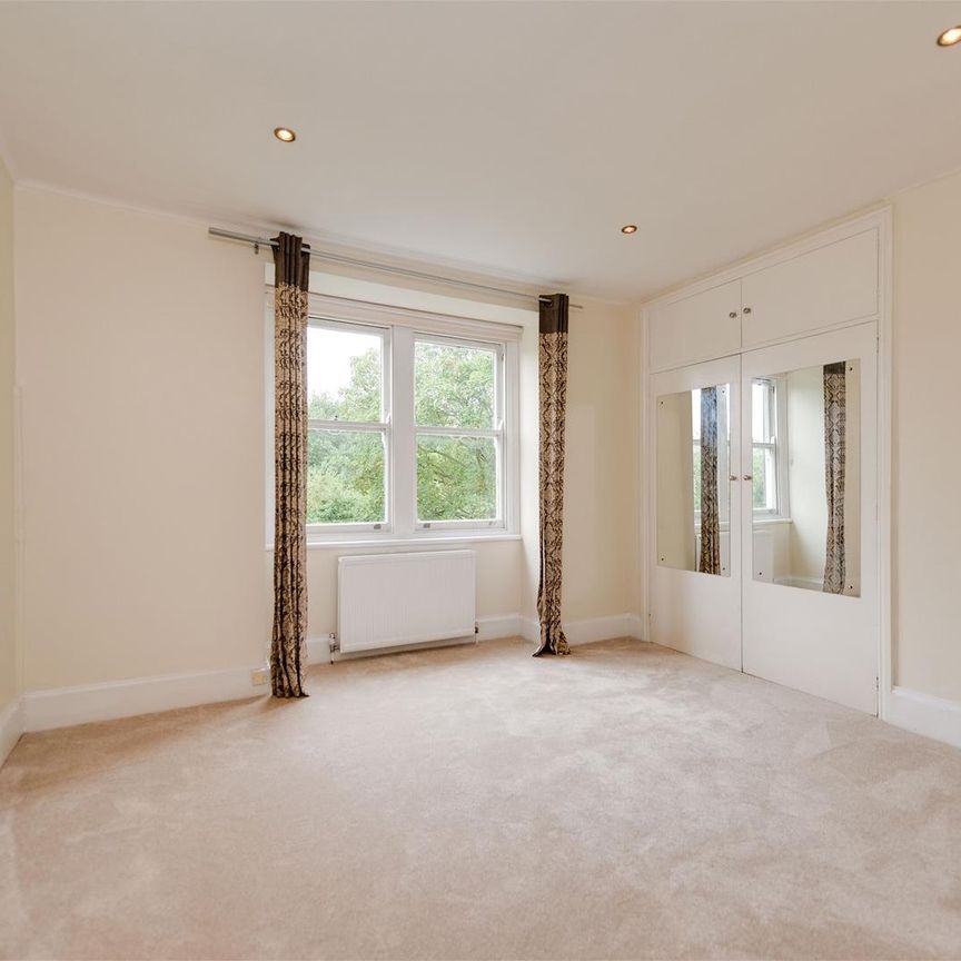 Fairhazel Gardens, South Hampstead, London - Photo 1