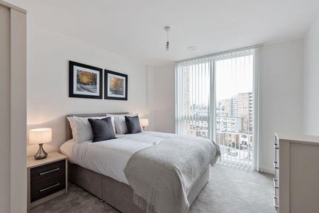 3 bedroom flat to rent - Photo 2