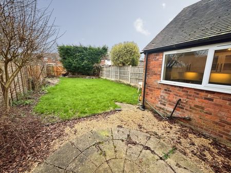 3 bedroom House To Let - Photo 5