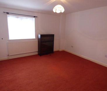 2 bedroom semi-detached house to rent - Photo 2