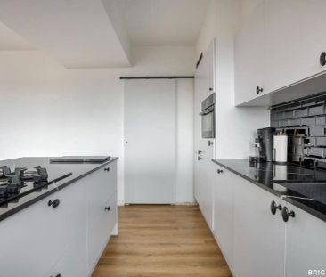 Gerenoveerd 2-slaapkamer appartement met terras - Photo 6