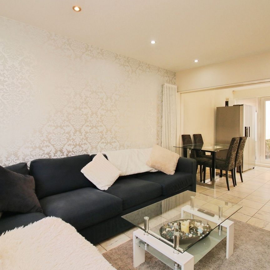 3 Bed Semi-Detached House, Penthouse Suite Dubai Inspired, EH5 - Photo 1