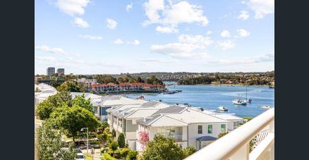 Water Views & Versatile Study - Photo 5