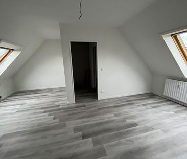 **3 Kaltmieten sparen** 2 Zimmer Maisonette in Krefeld! - Photo 2