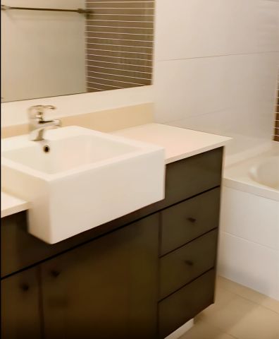 1 bed 1 bath - Photo 5