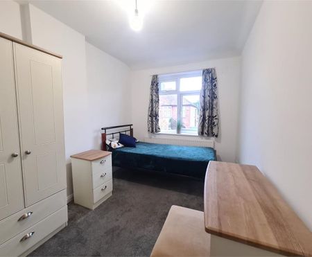 Room 4, 68 Garden Walk, Cambridge - Photo 5