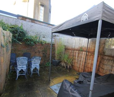 2 Bedroom Mid Terraced House, Chester - Photo 1