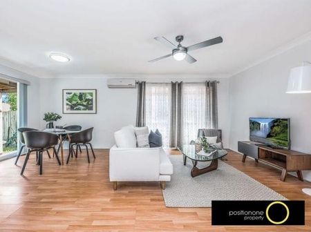 Forest Lake Hidden Gem – Comfort, Location and Convenience - Photo 3