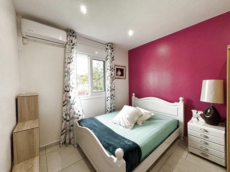 Location Maison 4 pièces 108m² LES ABYMES 97139 - Photo 3