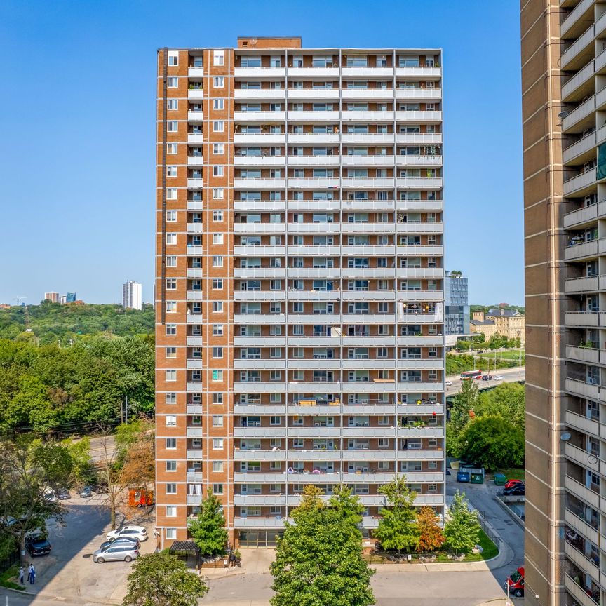 230 Oak Street - Photo 1