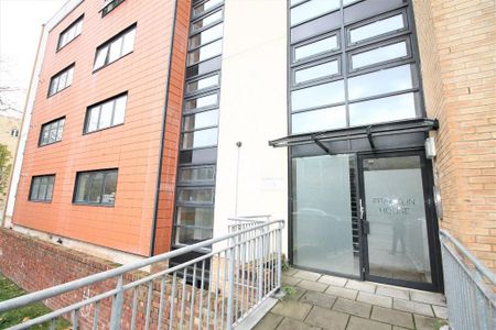 2 bedroom apartment to rent - Photo 3