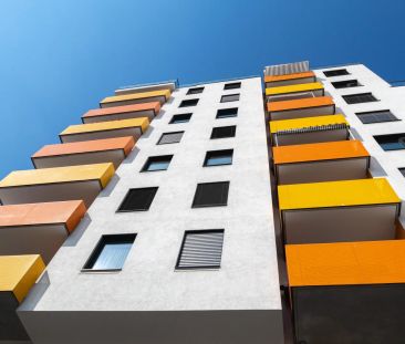 3-Zimmer-Wohnung mit großem Balkon und herrlicher Aussicht! Fußbode... - Foto 1