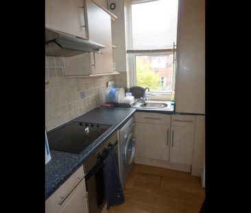 Room in a Shared House, Norman Row, LS5 - Photo 5