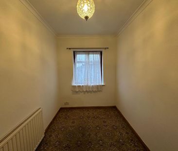 4 bedroom terraced house to rent - Photo 5