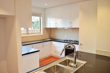 18 Ruby Street, Balwyn - Photo 3