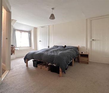 4 bedroom detached house to rent - Photo 6