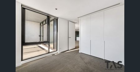 2 BED, 2 BATH & STUDY APARTMENT IN RICHMOND! - Photo 2