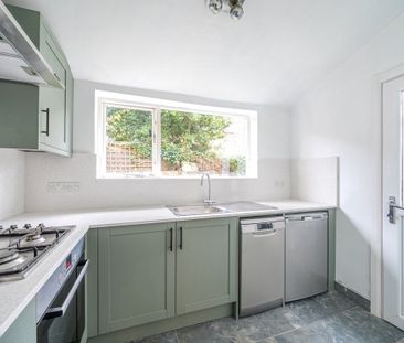 1 bedroom flat to rent - Photo 6