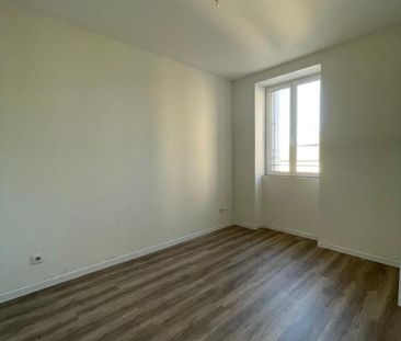 Location Appartement 3 pièces 62m² ST AMBROIX 30500 - Photo 2