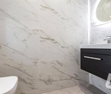 4 bedroom terraced house to rent - Photo 1