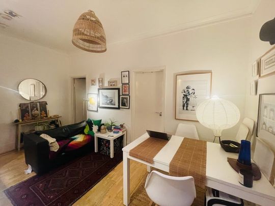 Room in a Shared Flat, London, W4 - Photo 1