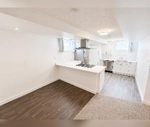2 Bed 1 Bath Suite 111 Ave Edmonton - Photo 6
