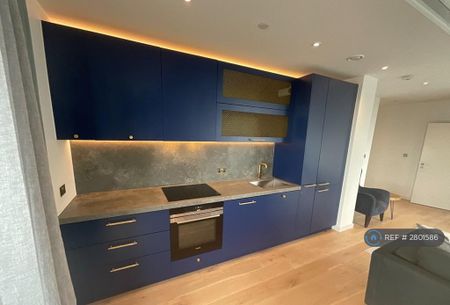 1 bedroom flat to rent - Photo 2