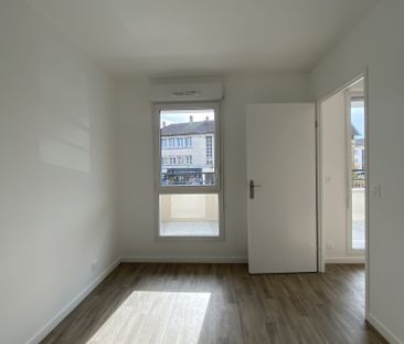 LOCATION APPARTEMENT TROIS PIECES MEUBLE - Photo 4