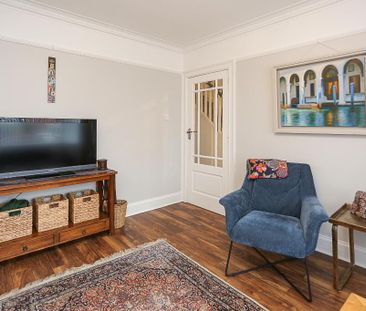 16 Graham Gardens, Belfast, BT6 9FB - Photo 2