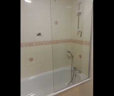 2 Bed Flat, Charles Street, CR0 - Photo 5