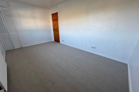 Salisbury Drive - Photo 4