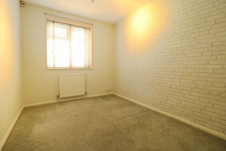 2 bedroom bungalow to rent - Photo 5